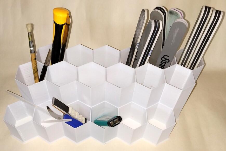 И еще одна карандашница