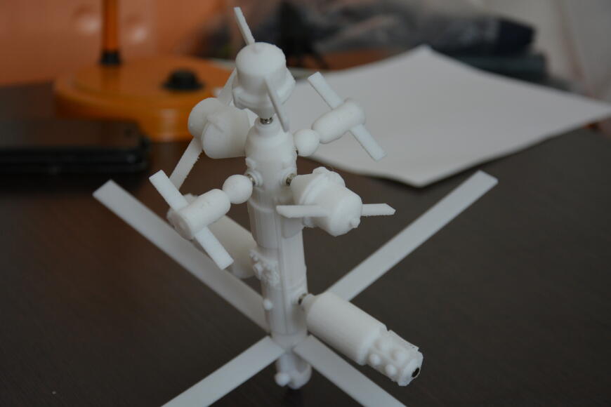 Мир-2 (выводилась бы РК энергия)- КА (союз)- НЭМ (ангара А5) - КА Орел (федерация)