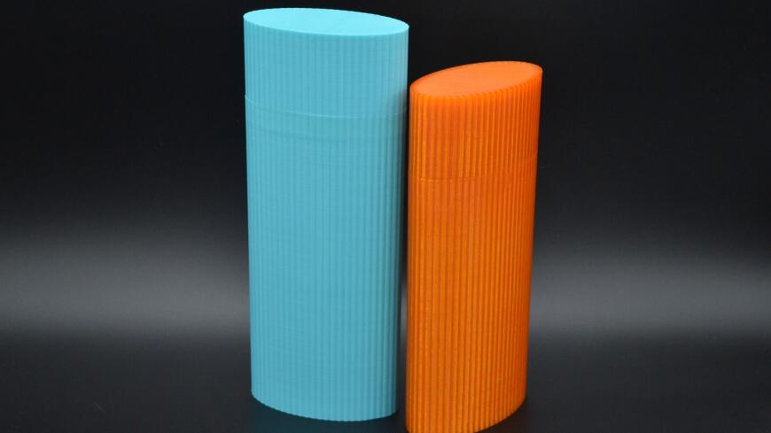 Тубус для канцелярщины или зубной пасты с щетками