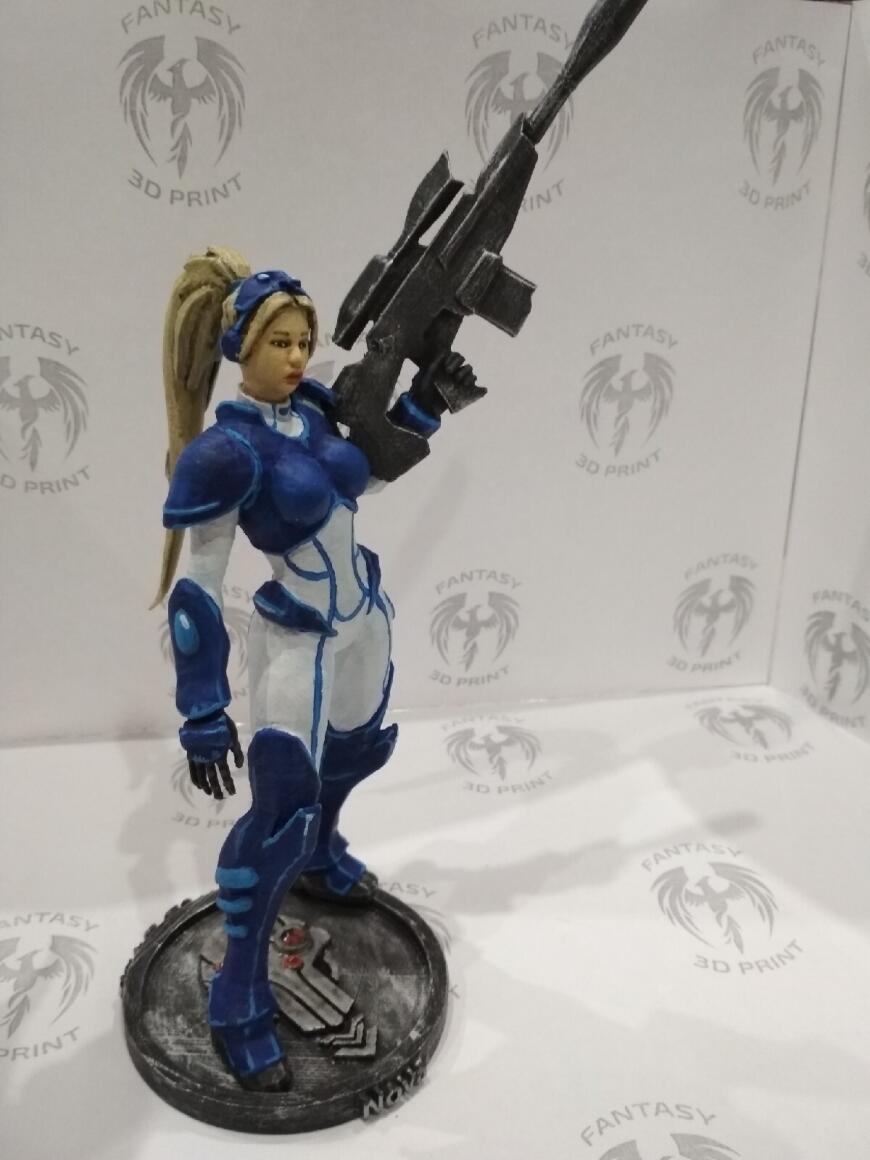 Фигурка Новы из Старкрафта