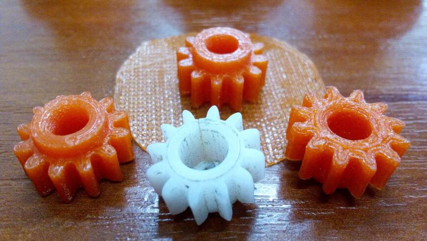 Nylon весёленького цвета