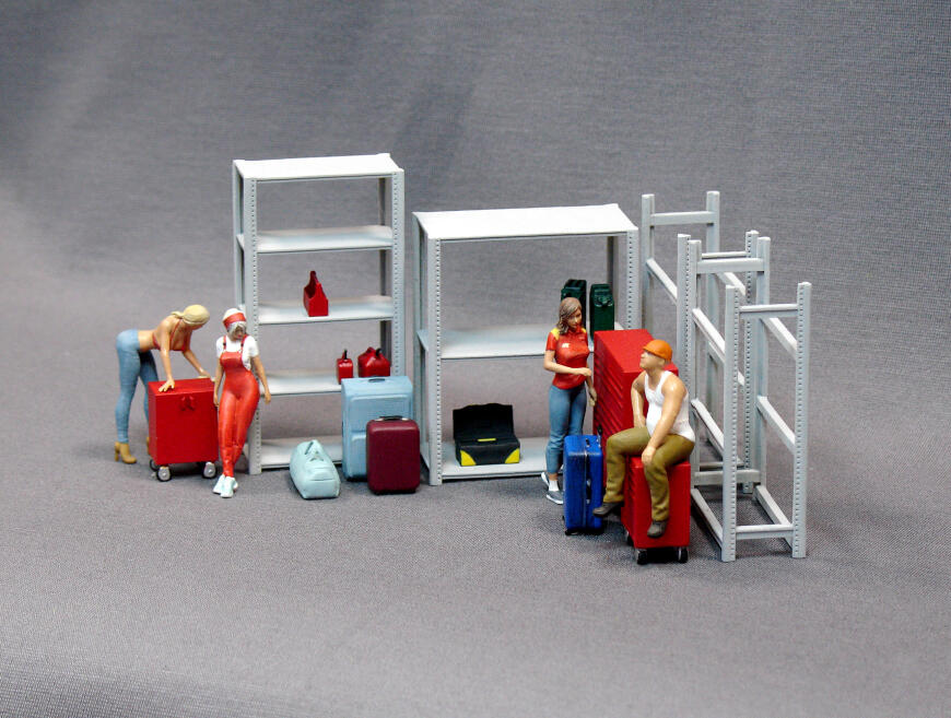 Детальки диорамы гаража.