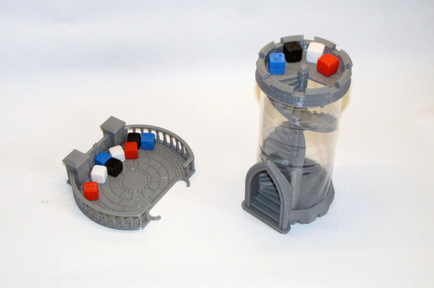 Башня для игр с использованием кубиков