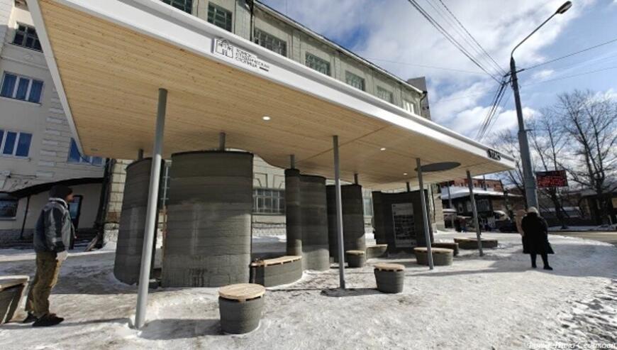 В Томске открылась 3D-печатная автобусная остановка