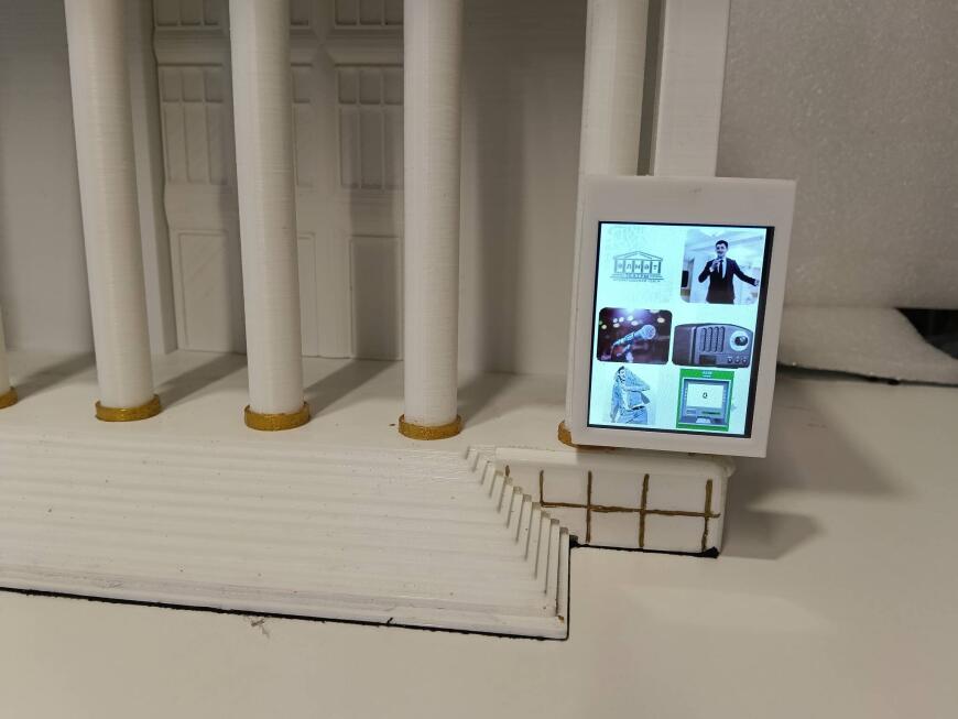 История подарка - 2  "Артист"