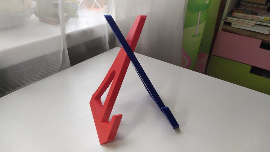 Подставка для книг школьнику