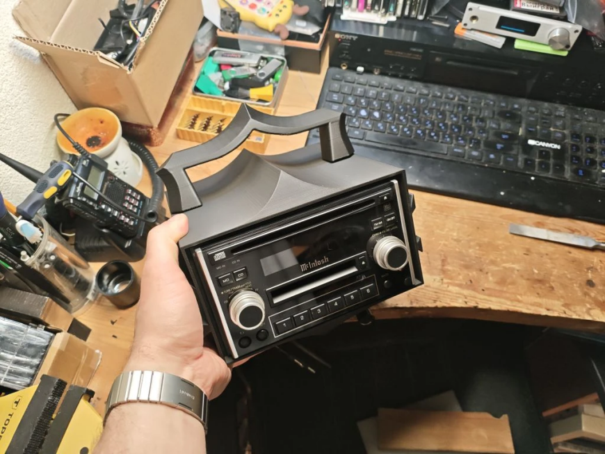 Готический магнитофончик