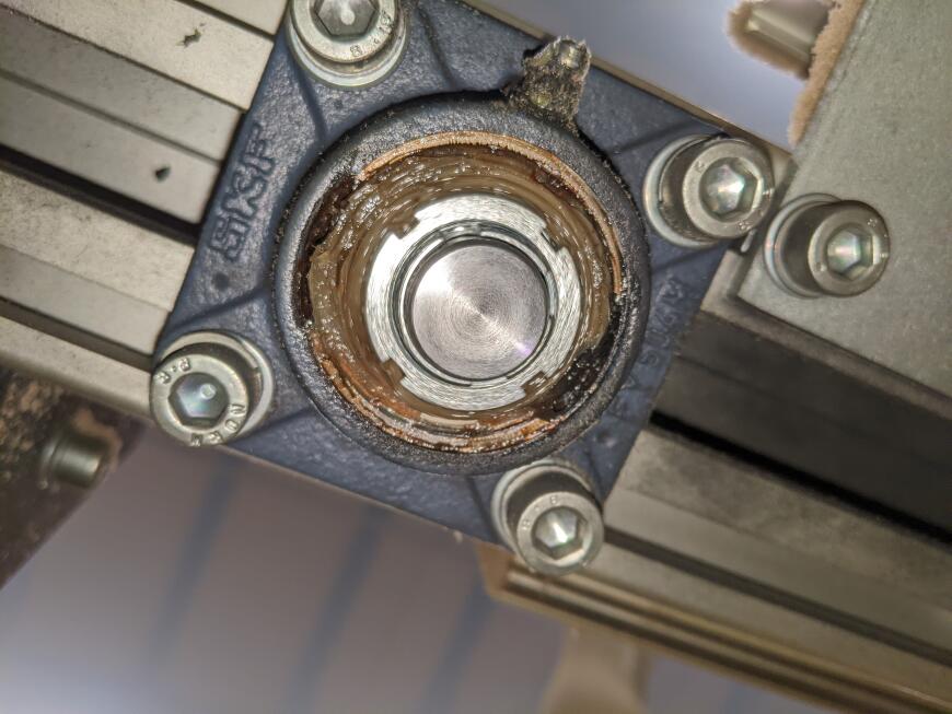 Защитная крышка подшипника SKF ECY 204