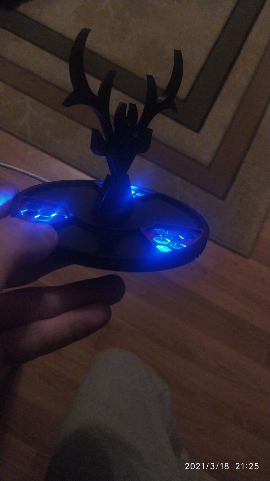 Статуэтка , логотип для избранных