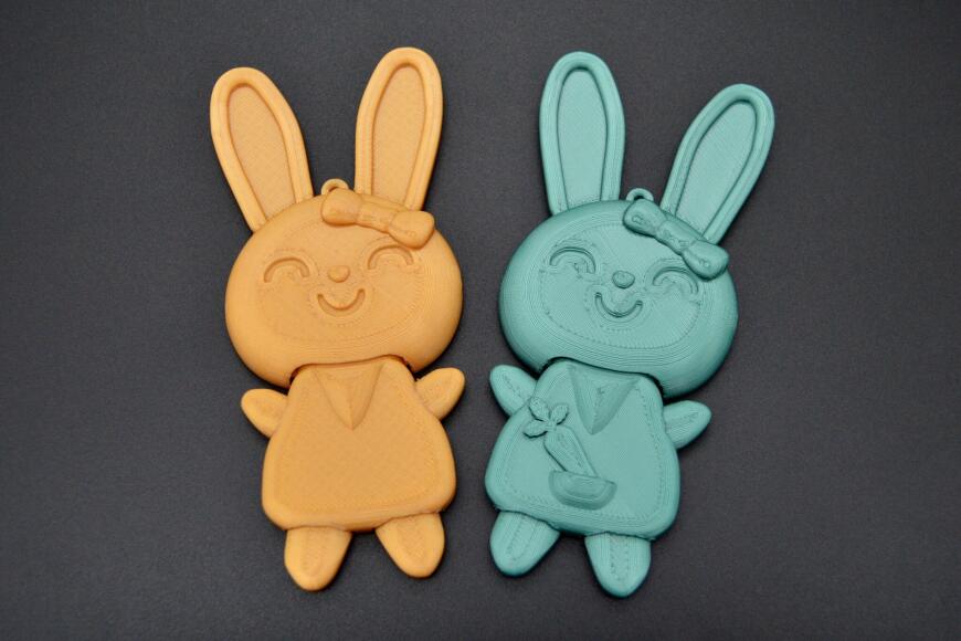 Милый кролик-брелок