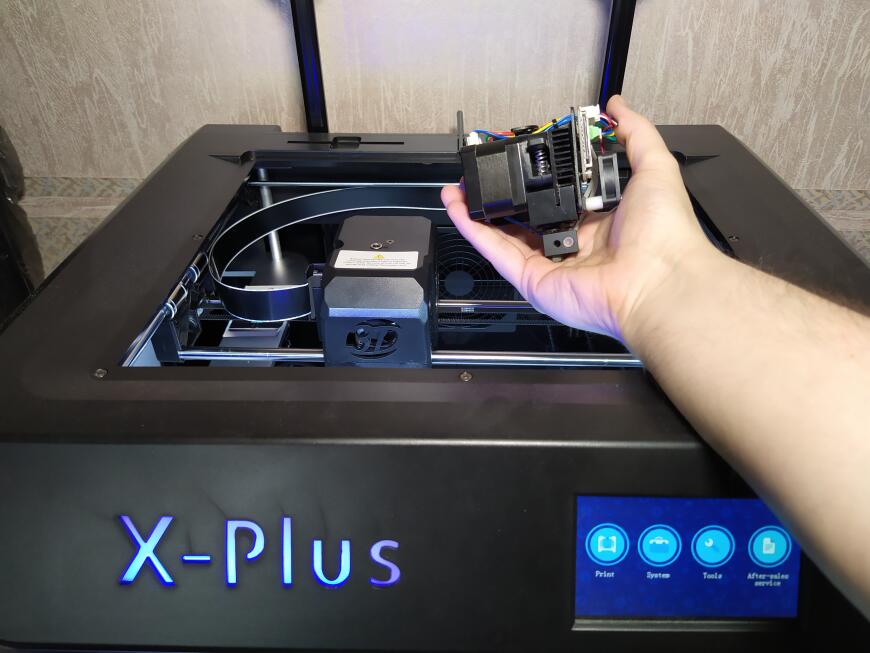 Одна голова хорошо, а две лучше. Обзор принтера QIDI X-Plus.