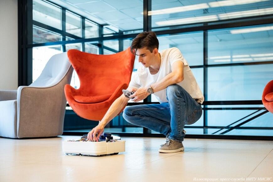 Студенты НИТУ МИСИС сконструировали робота-уборщика
