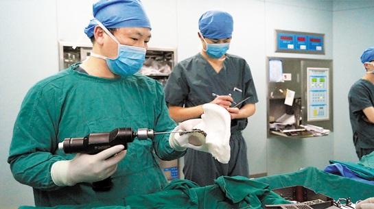 Китайские хирурги использовали технологию 3D-печати для проведения сложной операции