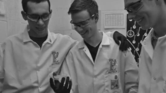 Три ученика из средней школы в Огайо создали 3D-биопринтер