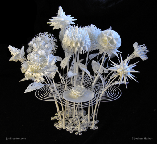 Джошуа Харкер дебютирует на Выставке 3D-печати с трехмерными портретами и цветочной филигранью