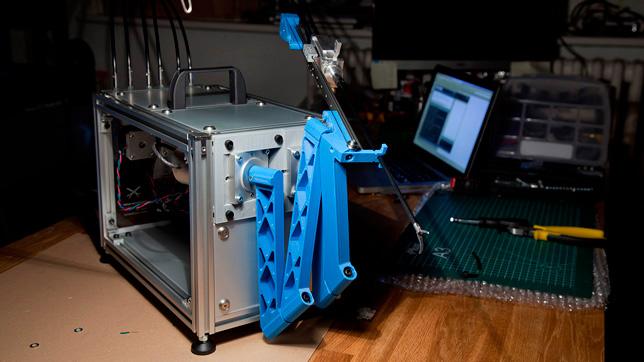 Хирургическая машина из 3D-принтера.