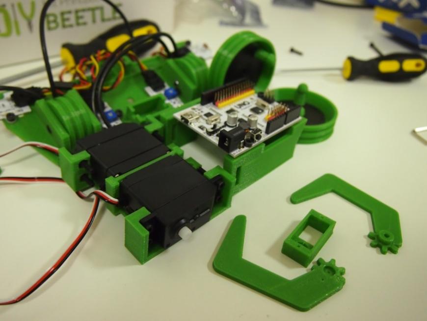 Создание робота с помощью 3D-принтера и без