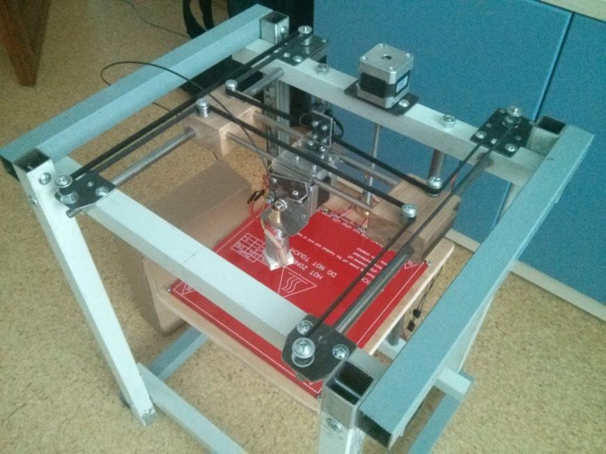 3D принтер из школьных парт
