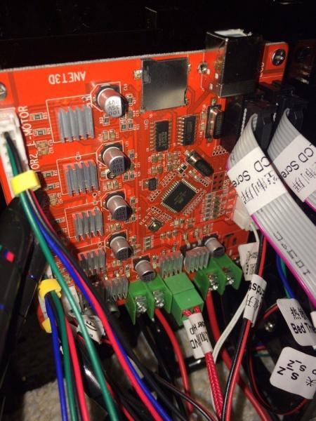 не включается anet A6