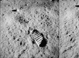 Трехмерный отпечаток ноги с поверхности Луны