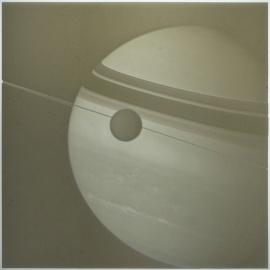 Художница печатает уникальные фотографии, которые проявляются на свету