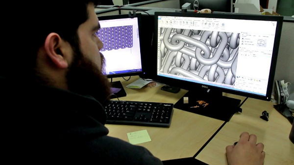 EnvisionTEC демонстрирует изготовленную целиком 100-метровую 3D-печатную цепь
