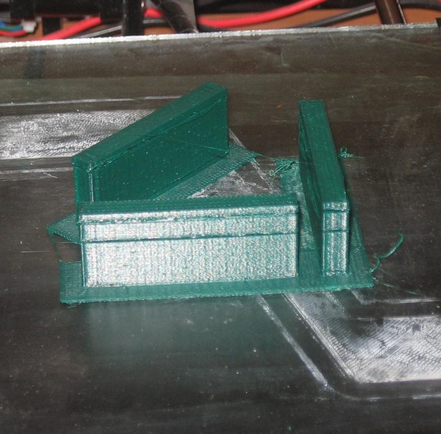 Расслоение детали при печати