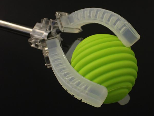 Нежные робо-пальчики: гарвардские исследователи создали 3D-печатный соматосенсорный манипулятор