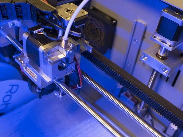 Roboze представит новый FDM 3D-принтер и филамент из PEEK с углеволоконным наполнителем