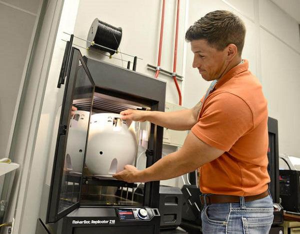Американские ВВС готовы печатать запчасти на 3D-принтерах. Мешают авторские права