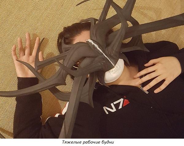 Мелисса Инг представила свой вариант наряда Хелы с 3D-печатным шлемом