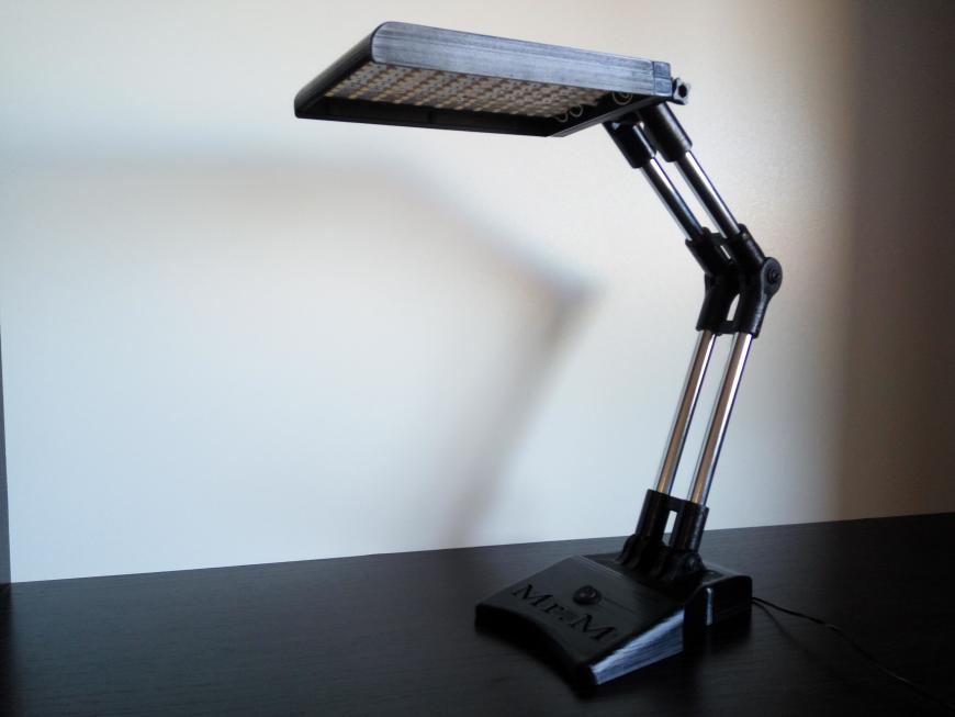 Настольная лампа посредством 3D печати