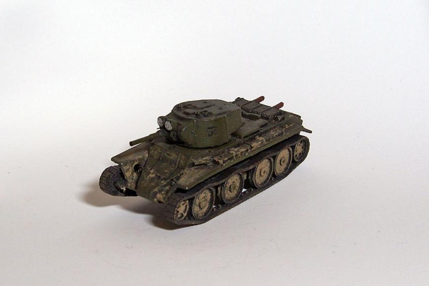 Танк БТ-7 в масштабе 1/100 на фотополимерном принтере Аникубик Фотон