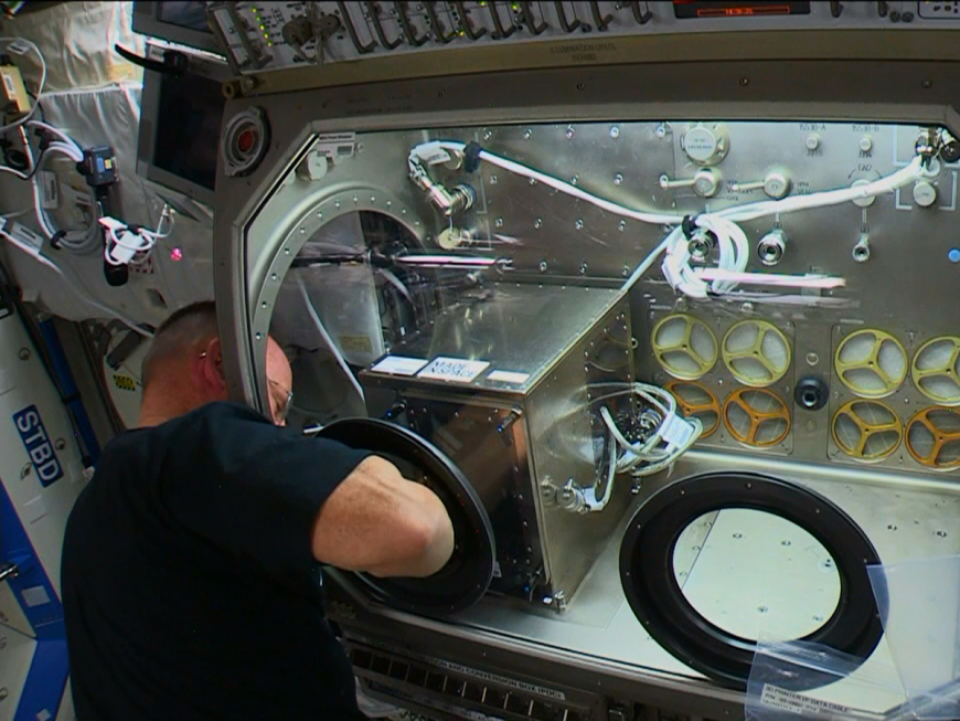 3D-принтер на борту Международной космической станции готов к работе