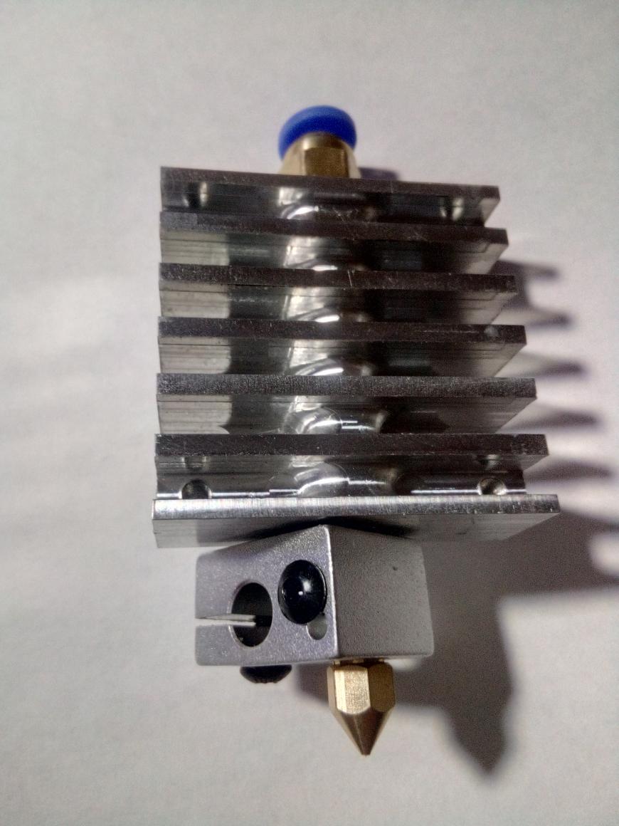 Помогите пожалуйста собрать экструдер для принтера ZAV. Помогите пожалуйста собрать экструдер для принтера ZAV.