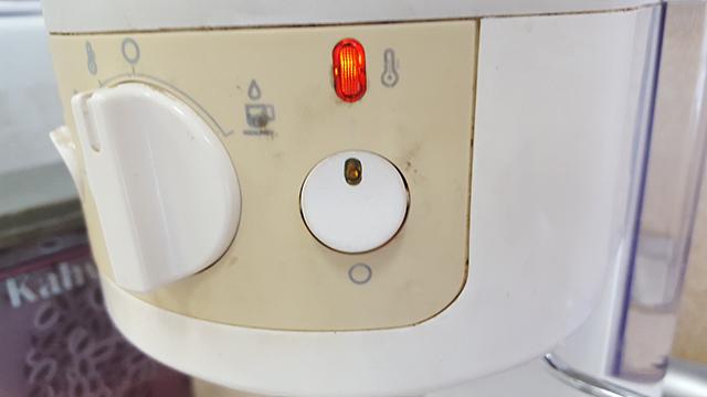 Ремонт древней кофеварки (Моделирование и печать кнопки питания)