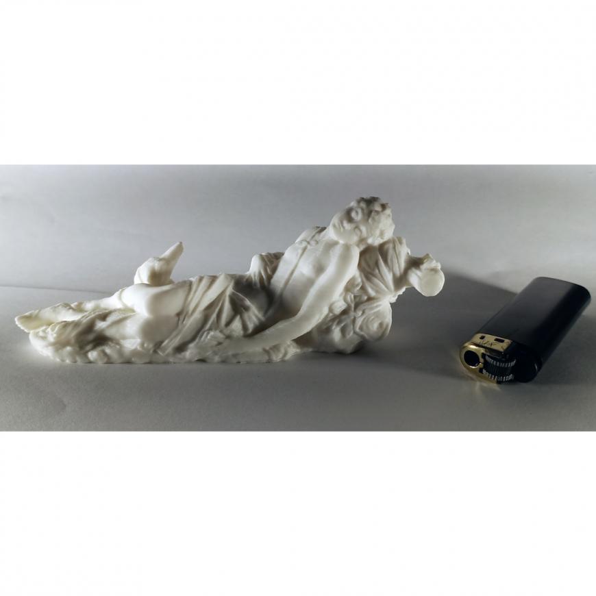 Спящий Адонис. Скульптура из Венецианского дворца семьи Сагредо.