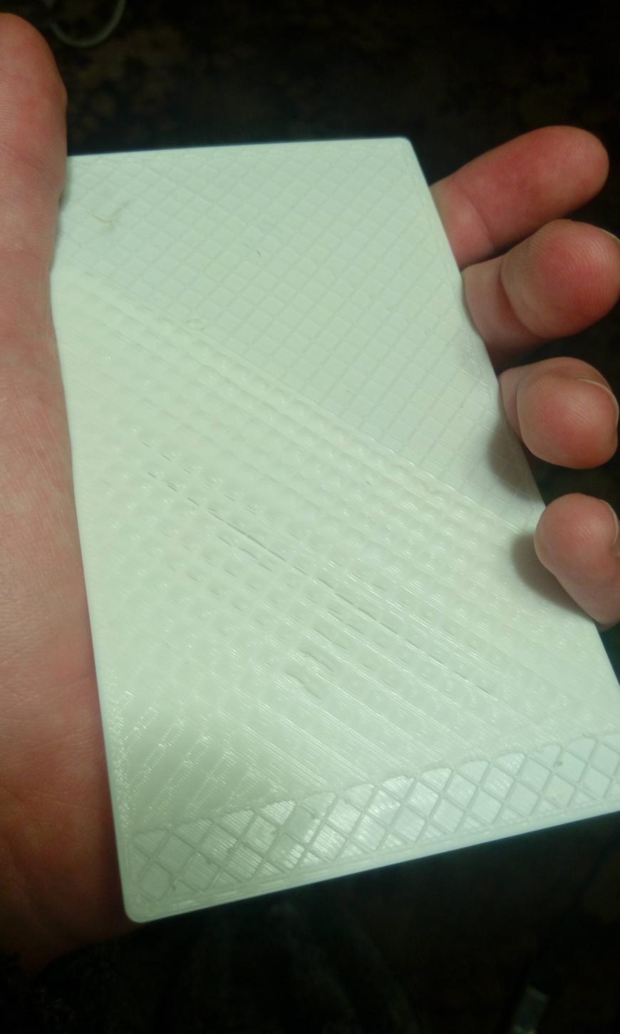 Отлипаеет pla