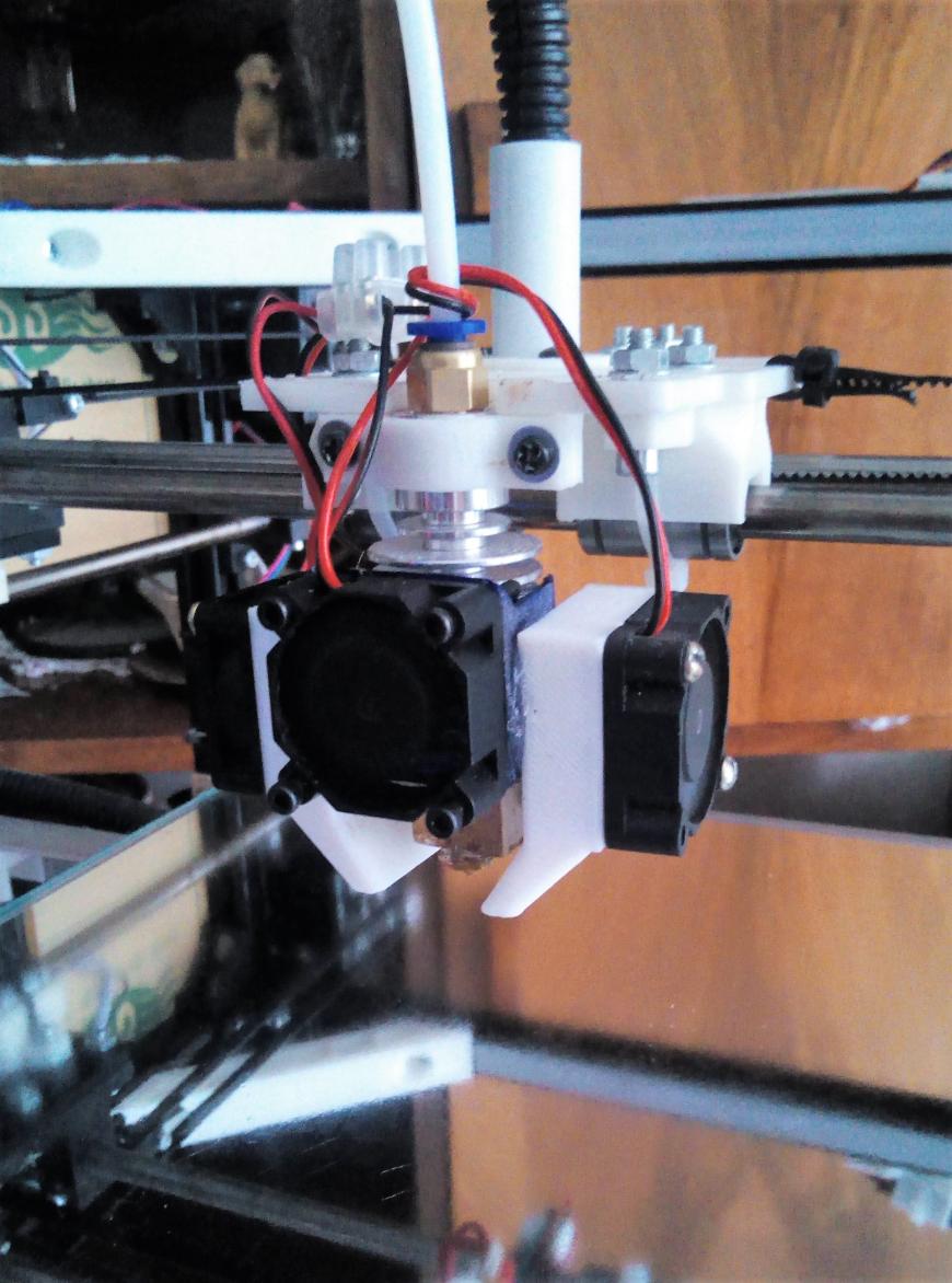 FLSUN Cube после года эксплуатации . FLSUN Cube после года эксплуатации .