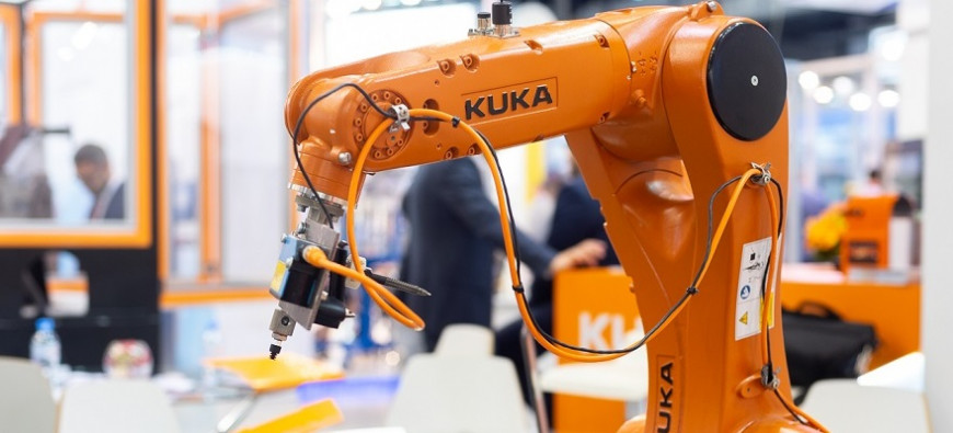 KUKA продемонстрирует роботизированное будущее российской промышленности на выставке «Иннопром-2019»