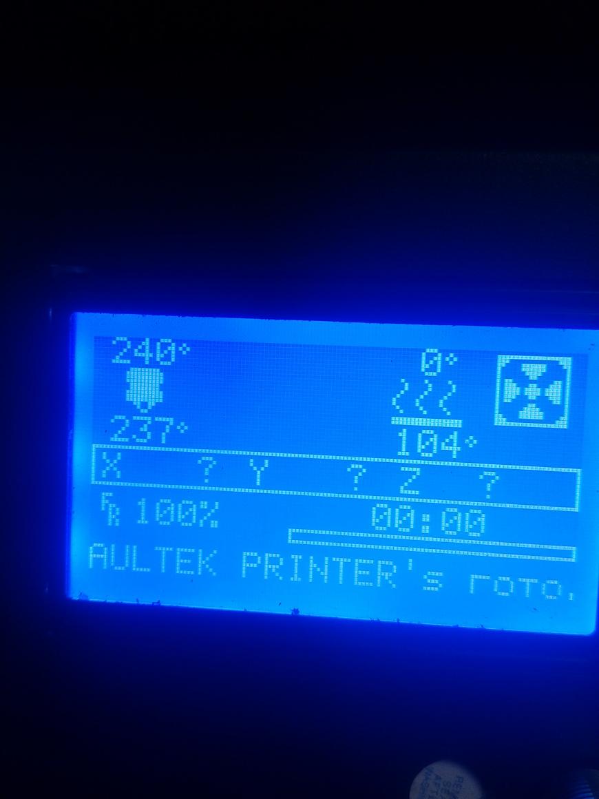 Принтер пишет температуру стола 105 и температуру сопла 168 вне зависимости от их реальной температуры.