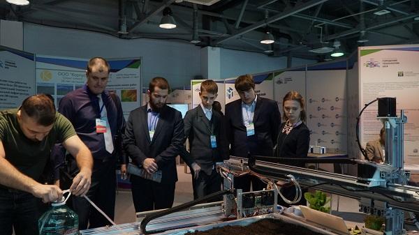Лига роботов и проект iFarm готовят отечественный аналог робота-садовника