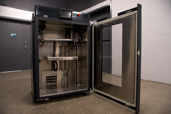 3D-принтер AON-M2 печатает тугоплавкими конструкционными термопластами