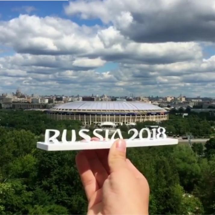 Как делать такие амбиграммы?