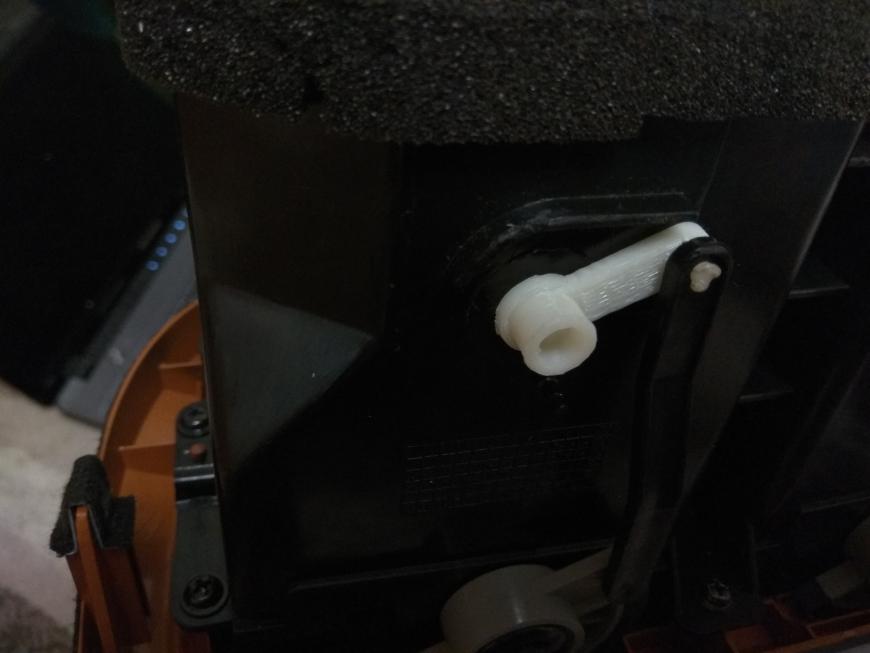 деталь для воздуховода автомобиля