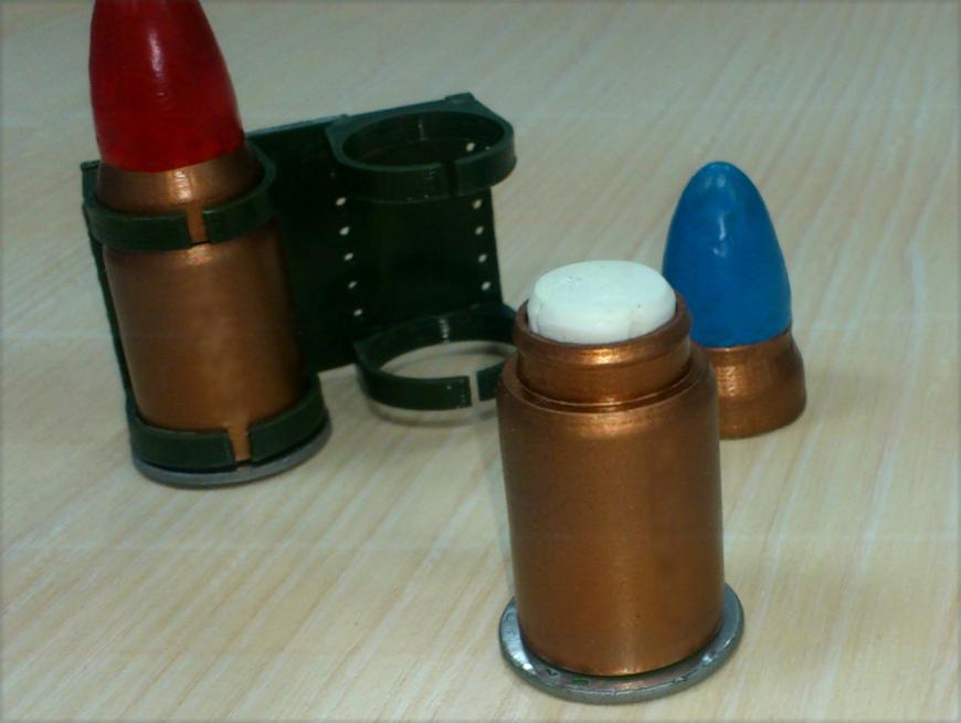 Карандаш в стиле милитари