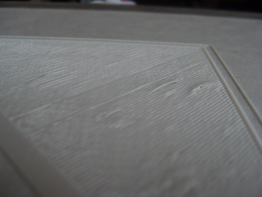 Печать первого слоя