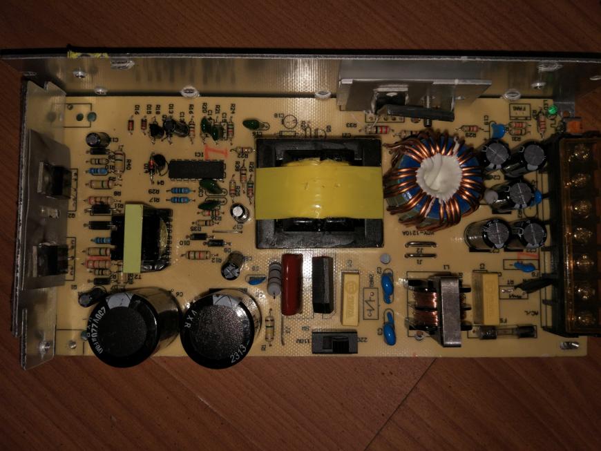 Нужна помощь с блоком питания