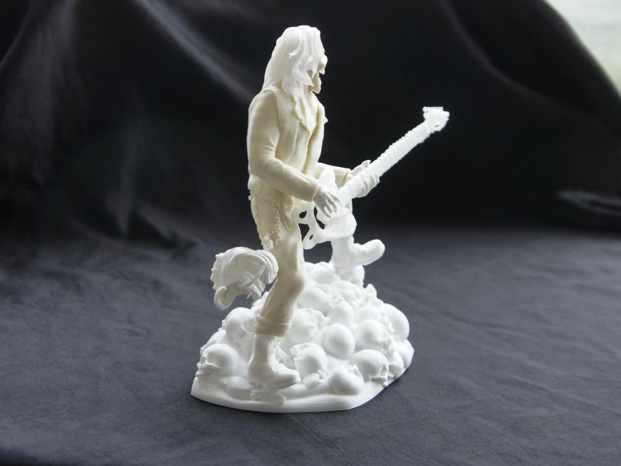 Эдди-черепушка в виде статуэтки для 3D печати