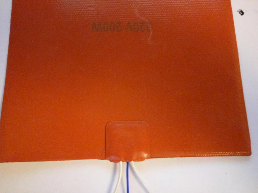 Силиконовый нагреватель с тремя!!! проводами что за зверь?